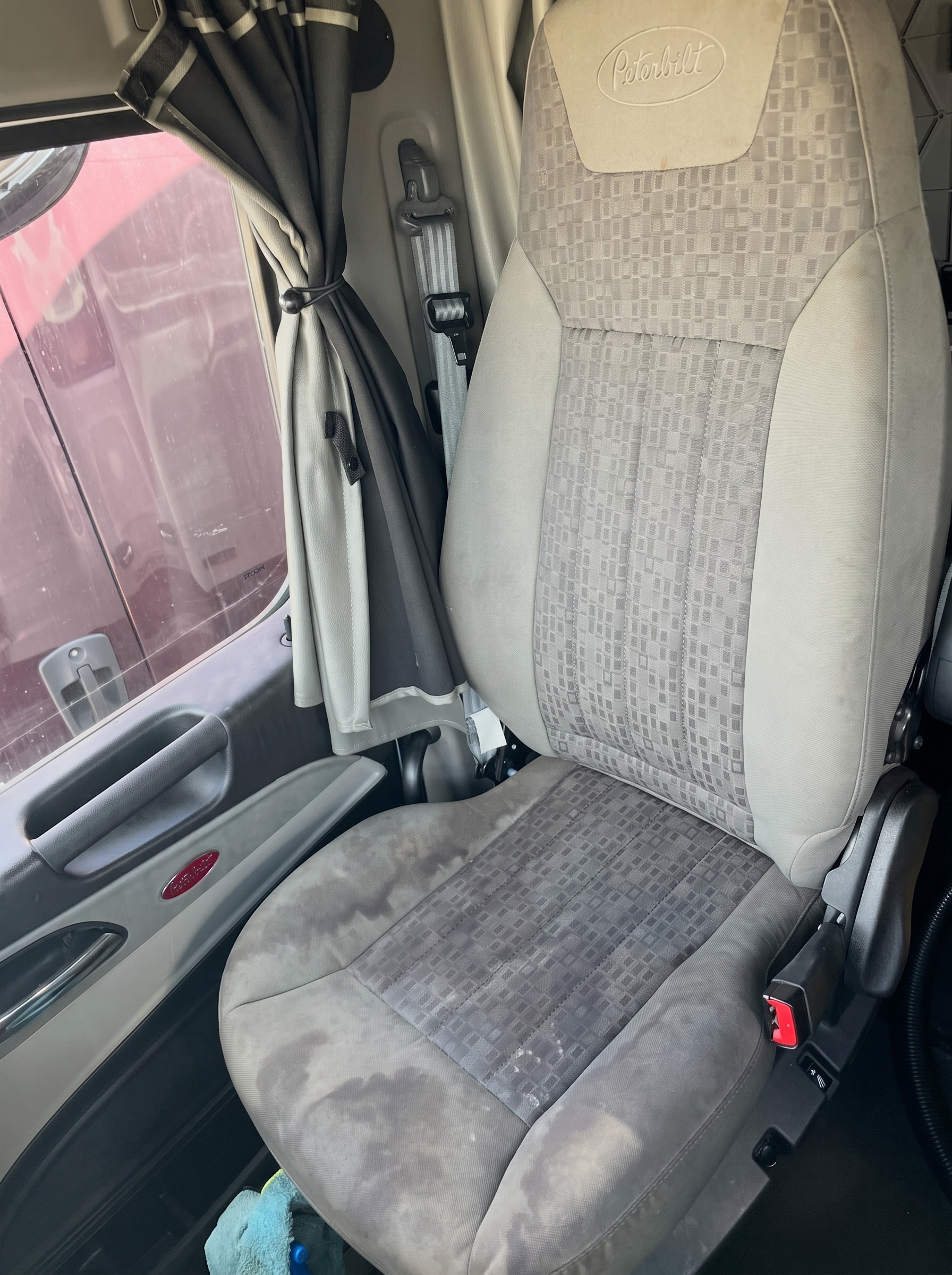 Vehicle before detailing